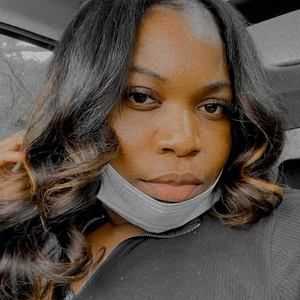 Meet your Posher, Jasmine